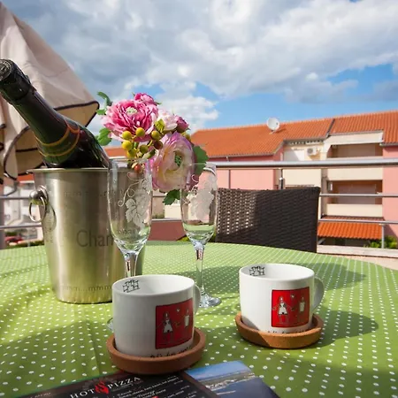 Dora's Place Vodice