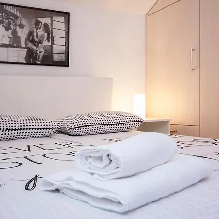 Apartament Dora's Place