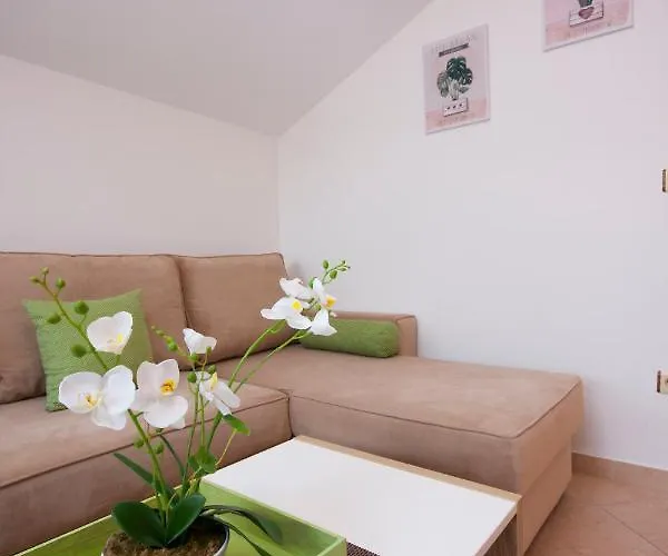 Daire Dora's Place *